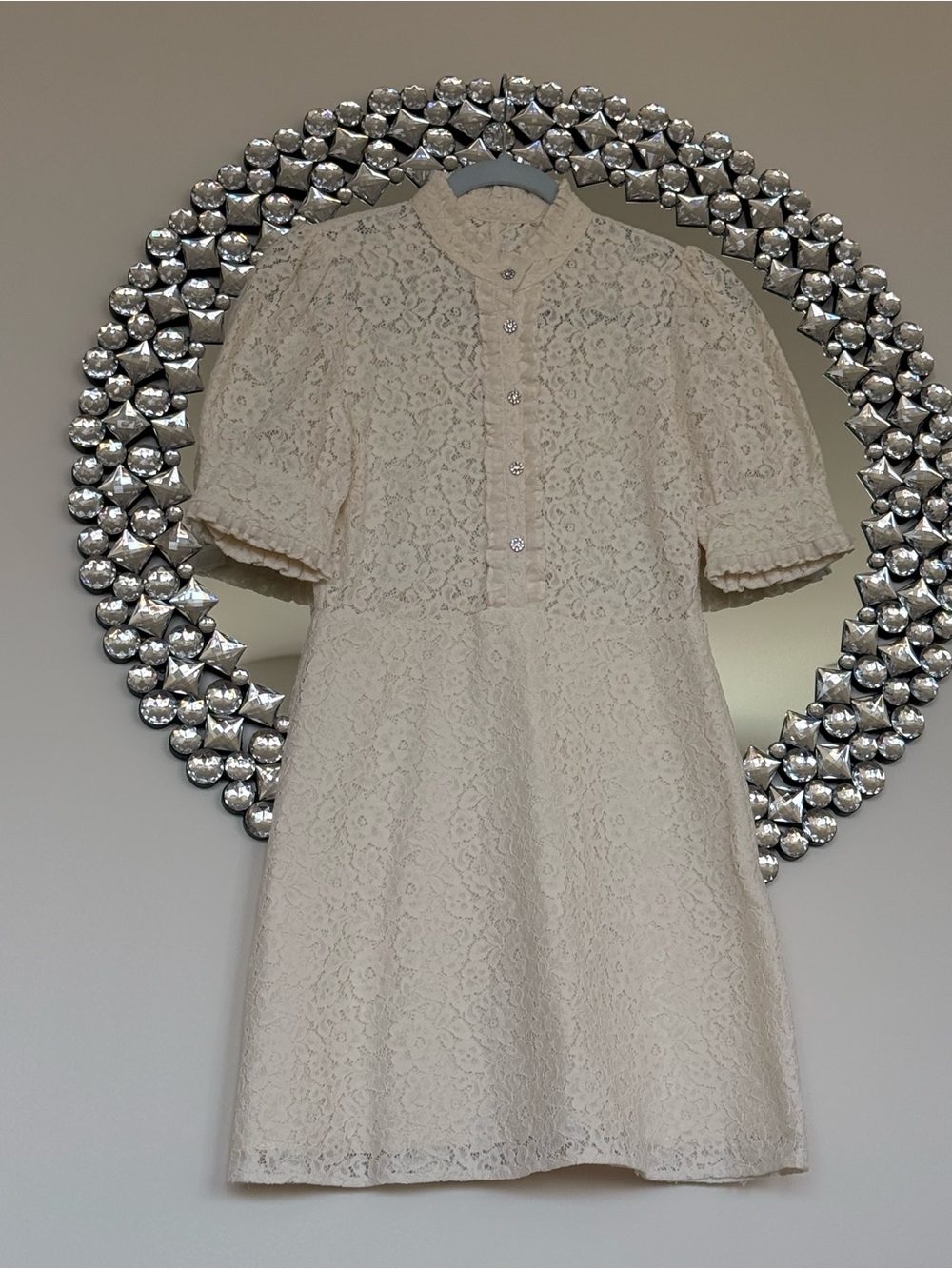 Women’s Cream Lace Short Sleeve Dress